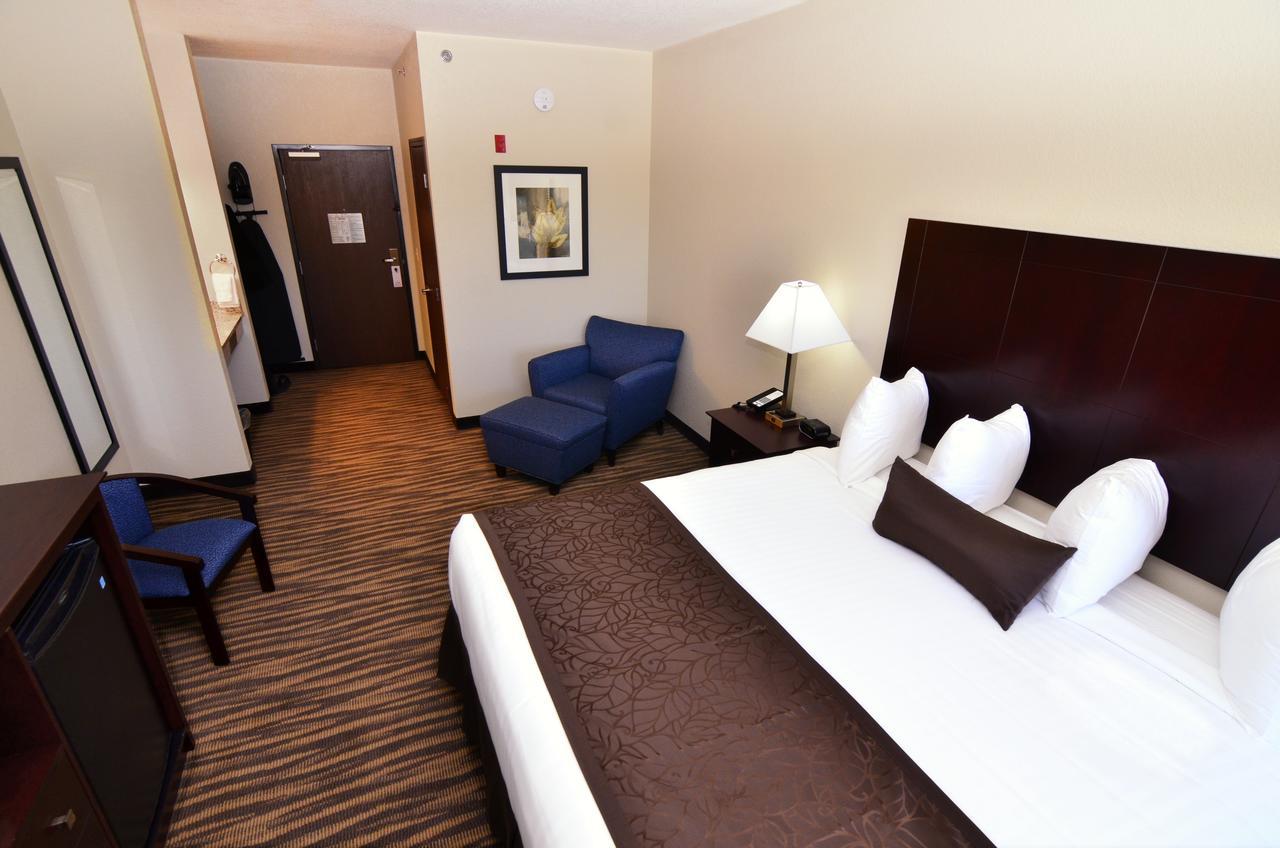 Cobblestone Inn & Suites - Manning Ngoại thất bức ảnh