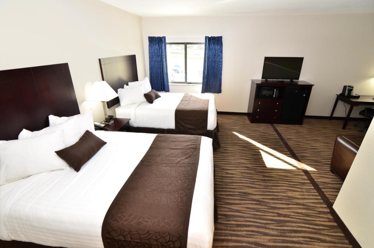 Cobblestone Inn & Suites - Manning Ngoại thất bức ảnh