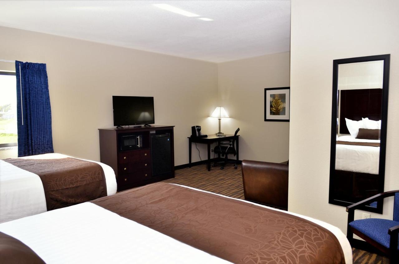Cobblestone Inn & Suites - Manning Ngoại thất bức ảnh